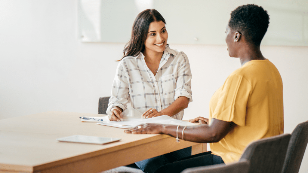 5 Interview Questions to Ask When Hiring a Customer Support Specialist