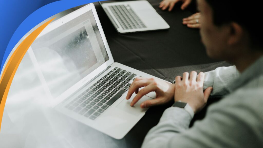 Sales Playbook: 7 Steps to Create and Update Remote Team