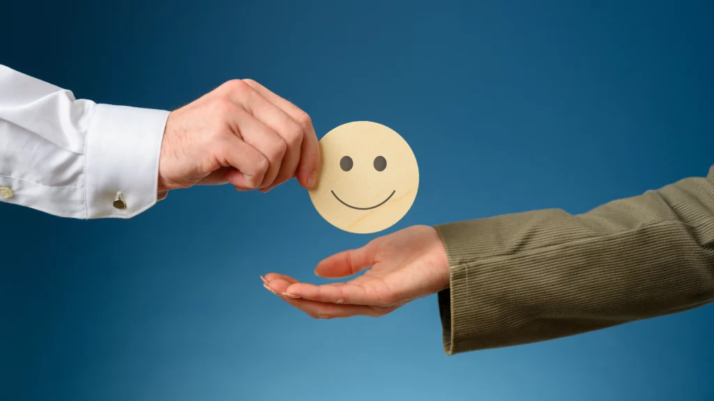 How to Increase Customer Satisfaction: 8 Lessons from 8 SaaS Companies